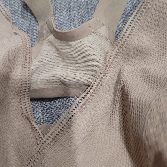 Lululemon nwt Awake to Lace bra - Picture 5 of 9